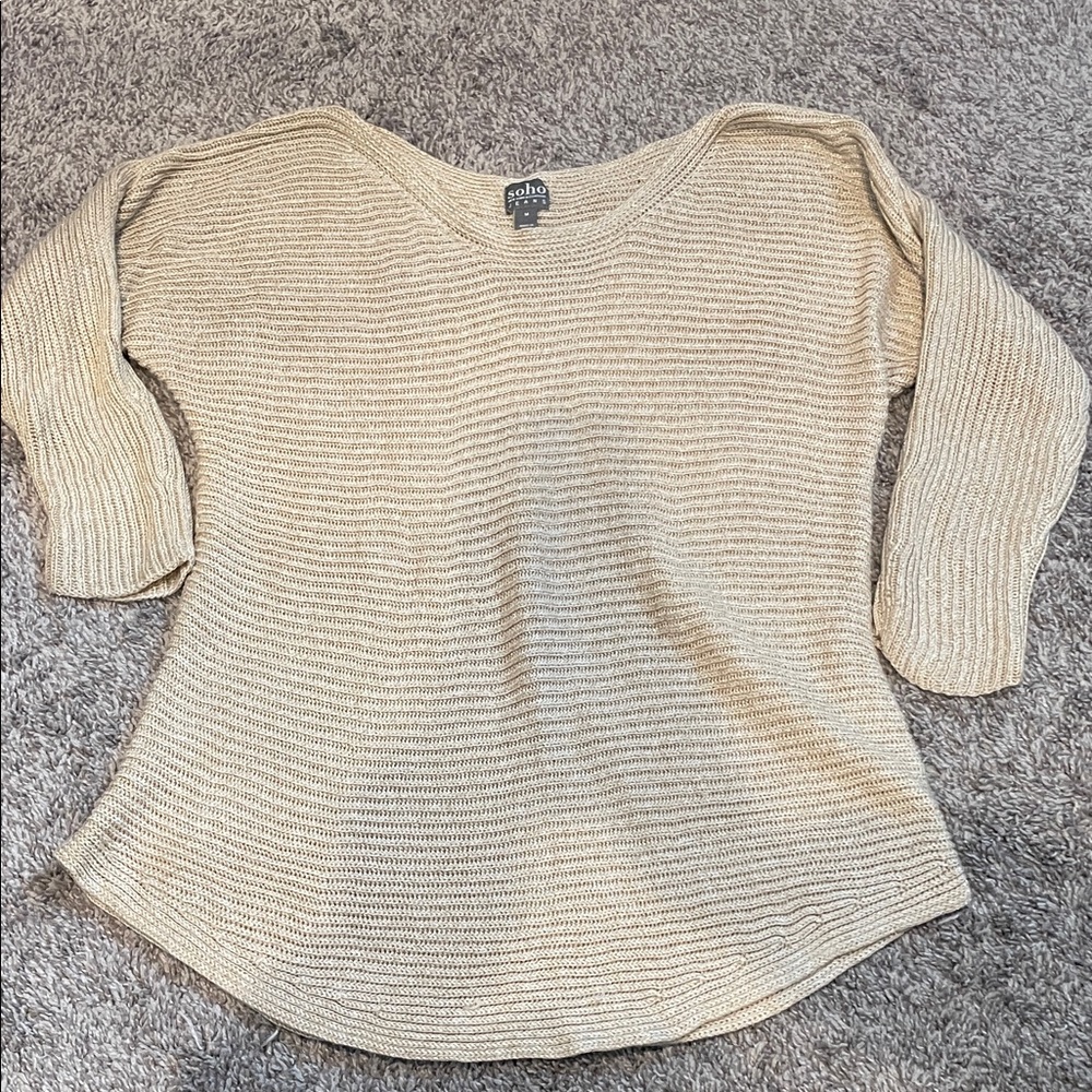 Soho New York & company medium Beige Scoop Neck Ribbed Knit Sweater